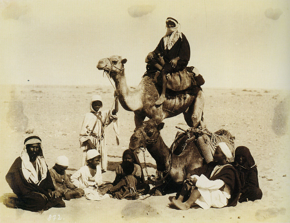 Felix Bonfils - Caravan in the desert, Egypt